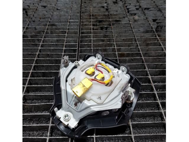 bontott MITSUBISHI OUTLANDER Kormánylégzsák