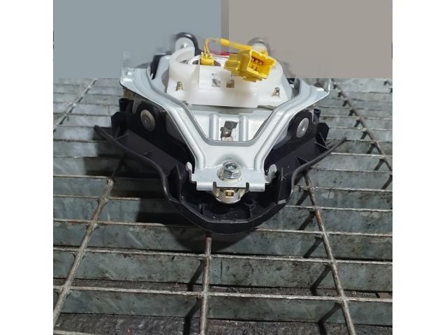 bontott MITSUBISHI OUTLANDER Kormánylégzsák