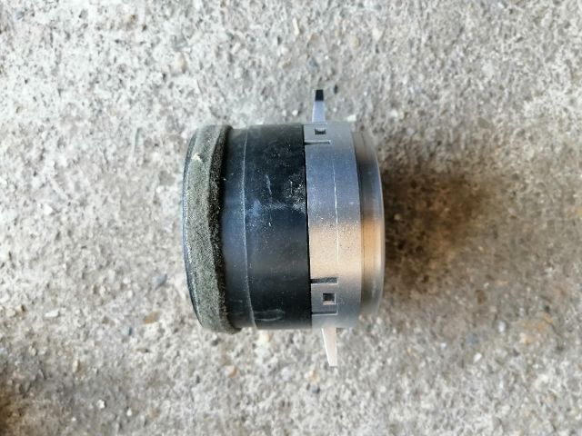 bontott MITSUBISHI OUTLANDER Középső Bal Szellőző