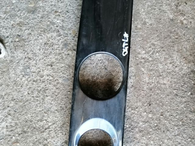 bontott MITSUBISHI OUTLANDER Középső Műszerfal Díszléc