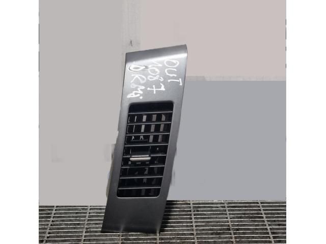 bontott MITSUBISHI OUTLANDER Középső Szellőző