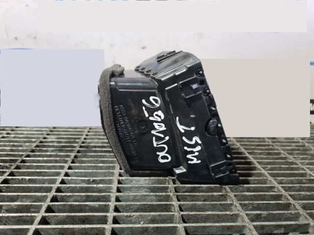 bontott MITSUBISHI OUTLANDER Középső Szellőző