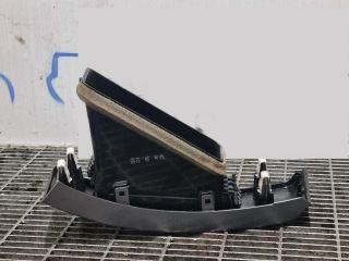 bontott MITSUBISHI OUTLANDER Középső Szellőző