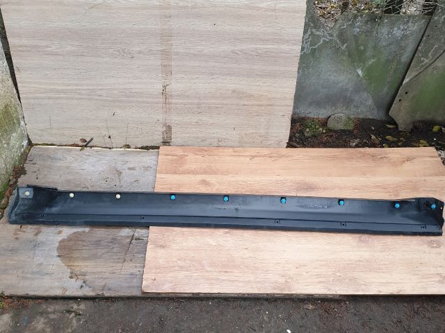 bontott MITSUBISHI OUTLANDER Küszöb Burkolat