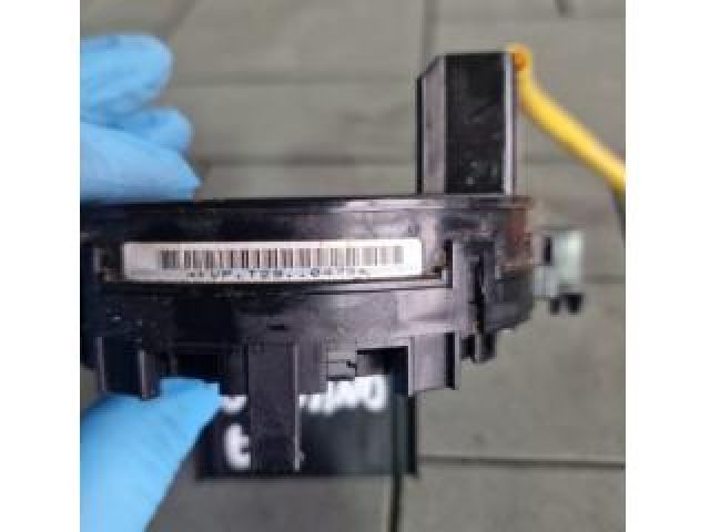 bontott MITSUBISHI OUTLANDER Légzsák Átvezető Szalagkábel