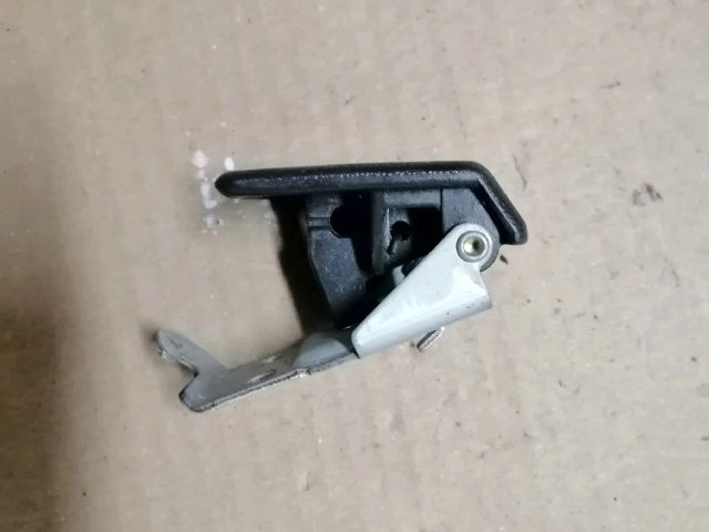 bontott MITSUBISHI OUTLANDER Motorháztető Nyitó Kar / Gomb