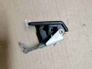 bontott MITSUBISHI OUTLANDER Motorháztető Nyitó Kar / Gomb