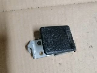 bontott MITSUBISHI OUTLANDER Motorháztető Nyitó Kar / Gomb