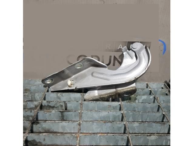 bontott MITSUBISHI OUTLANDER Motorháztető Zsanér Pár