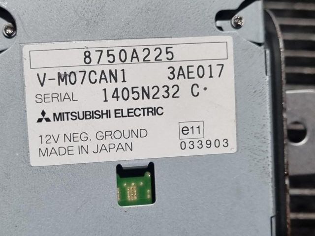 bontott MITSUBISHI OUTLANDER Navigációs Fejegység