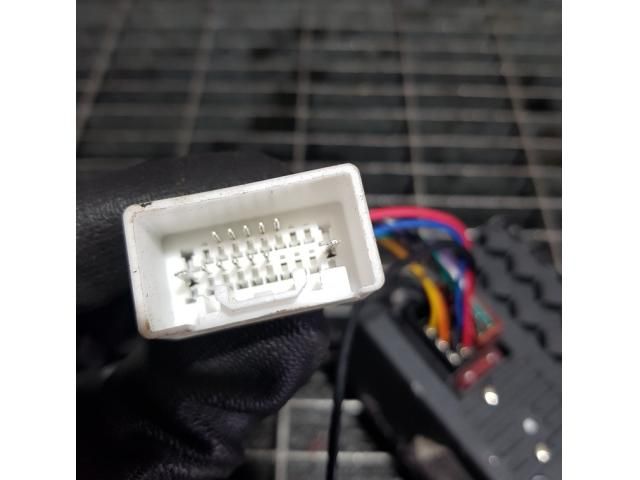 bontott MITSUBISHI OUTLANDER Navigációs Fejegység