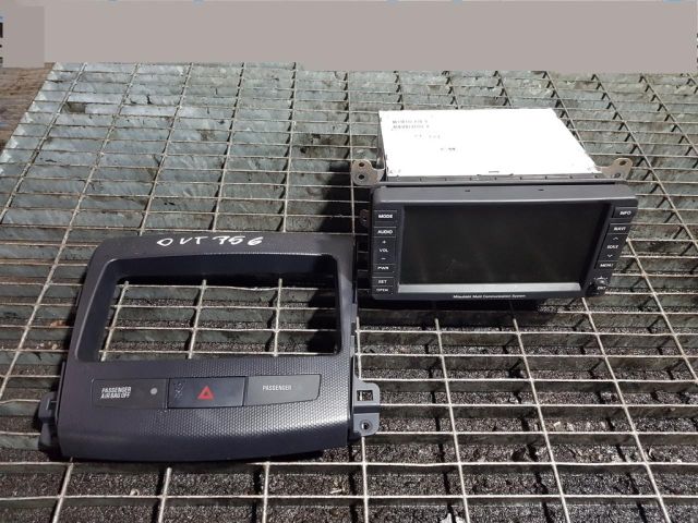 bontott MITSUBISHI OUTLANDER Navigációs Fejegység