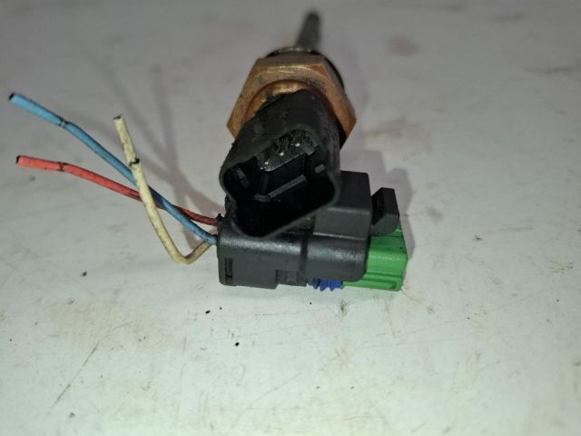 bontott MITSUBISHI OUTLANDER Olajszint Jeladó