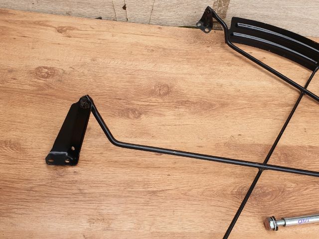 bontott MITSUBISHI OUTLANDER Pótkerék Tartó