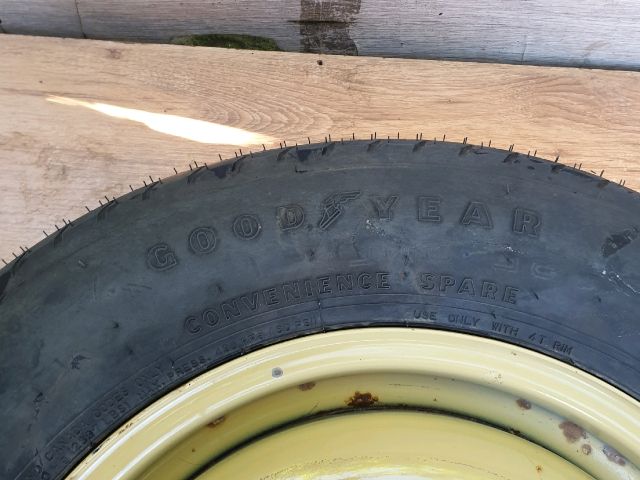 bontott MITSUBISHI OUTLANDER Pótkerék