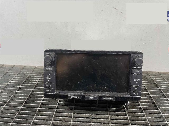 bontott MITSUBISHI OUTLANDER Rádió / CD