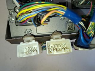 bontott MITSUBISHI OUTLANDER Rádió / CD