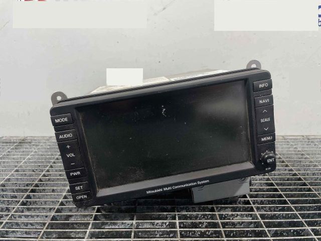 bontott MITSUBISHI OUTLANDER Rádió / CD