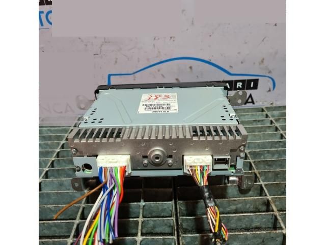 bontott MITSUBISHI OUTLANDER Rádió / CD