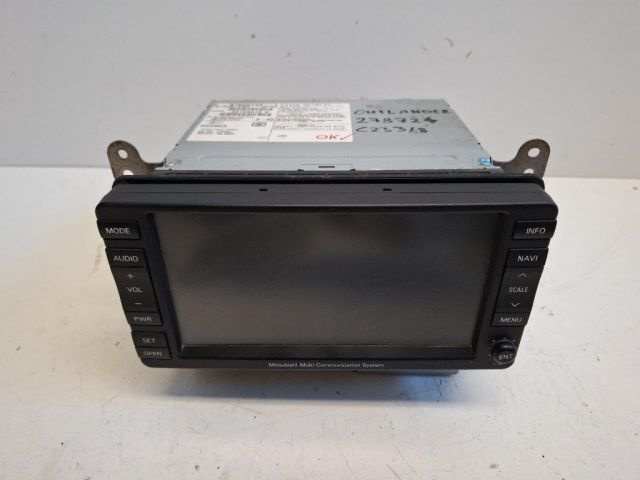 bontott MITSUBISHI OUTLANDER Rádió / CD