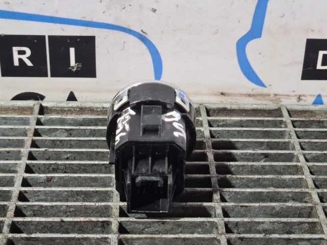 bontott MITSUBISHI OUTLANDER Start / Stop Indító Gomb