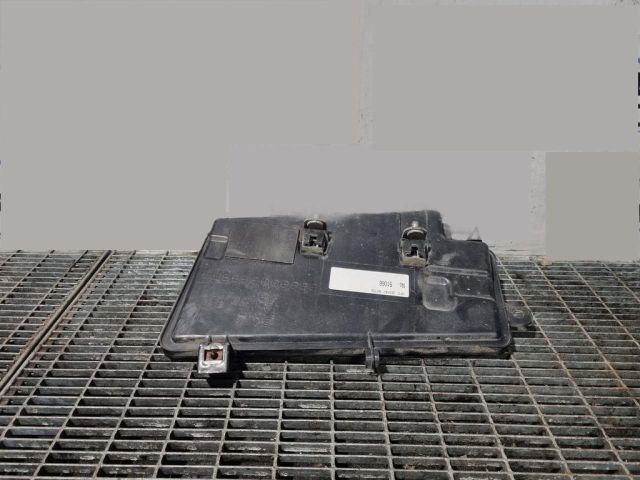 bontott MITSUBISHI OUTLANDER Szívás Zaj Csökkentő Doboz