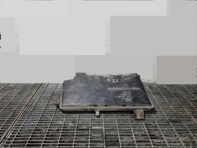 bontott MITSUBISHI OUTLANDER Szívás Zaj Csökkentő Doboz