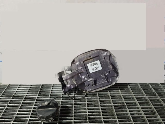 bontott MITSUBISHI OUTLANDER Tankajtó