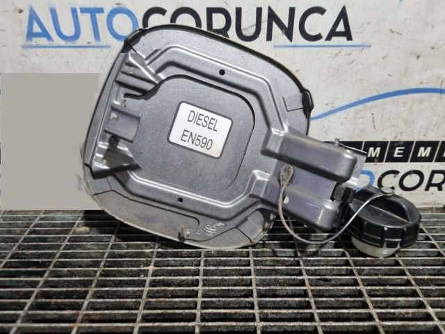 bontott MITSUBISHI OUTLANDER Tankajtó