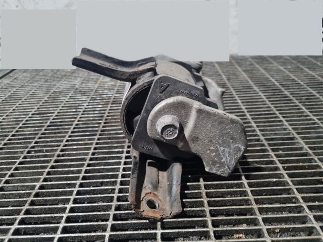 bontott MITSUBISHI OUTLANDER Tartó Bak