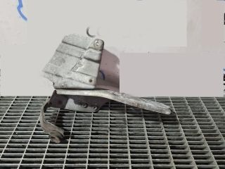 bontott MITSUBISHI OUTLANDER Tartó Bak