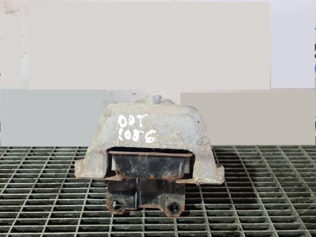 bontott MITSUBISHI OUTLANDER Tartó Bak