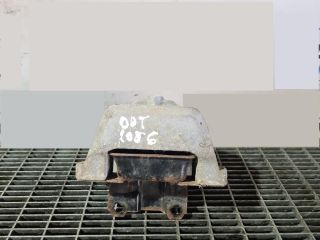 bontott MITSUBISHI OUTLANDER Tartó Bak