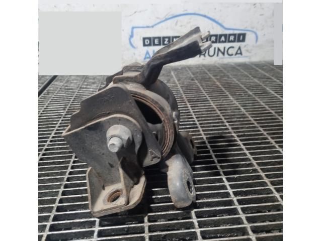 bontott MITSUBISHI OUTLANDER Tartó Bak