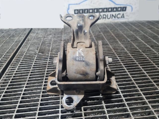 bontott MITSUBISHI OUTLANDER Tartó Bak