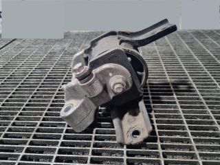 bontott MITSUBISHI OUTLANDER Tartó Bak