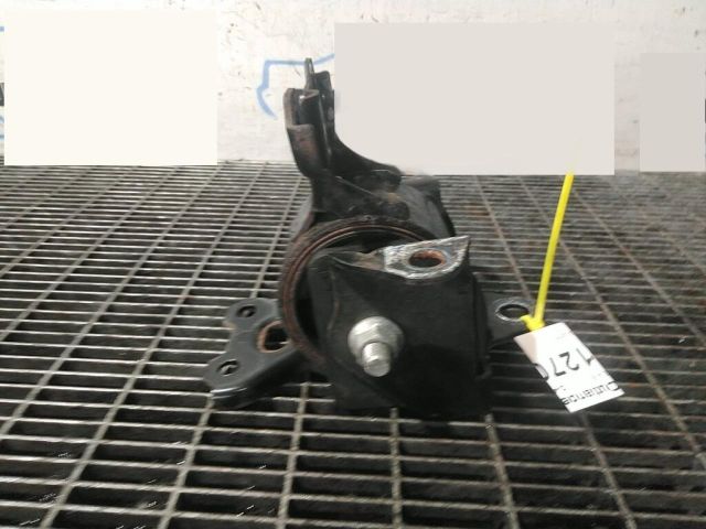 bontott MITSUBISHI OUTLANDER Tartó Bak