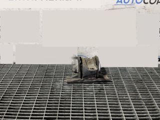 bontott MITSUBISHI OUTLANDER Tartó Bak