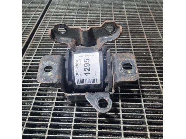 bontott MITSUBISHI OUTLANDER Tartó Bak