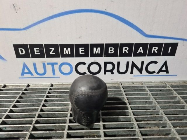 bontott MITSUBISHI OUTLANDER Váltógomb