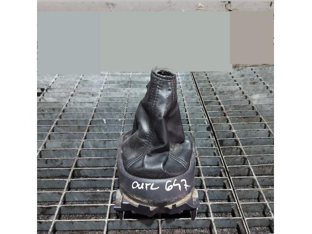 bontott MITSUBISHI OUTLANDER Váltószoknya