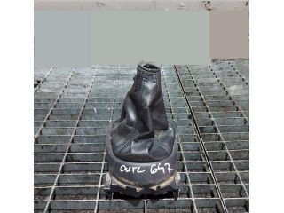 bontott MITSUBISHI OUTLANDER Váltószoknya