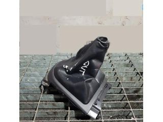 bontott MITSUBISHI OUTLANDER Váltószoknya