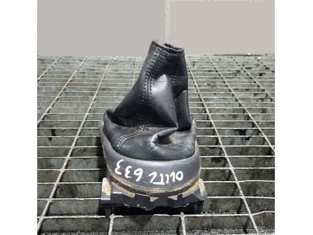 bontott MITSUBISHI OUTLANDER Váltószoknya