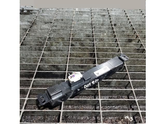 bontott MITSUBISHI OUTLANDER Vészvillogó Kapcsoló