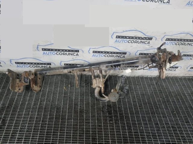 bontott MITSUBISHI OUTLANDER Vonóhorog