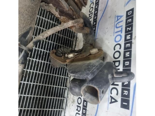 bontott MITSUBISHI OUTLANDER Vonóhorog