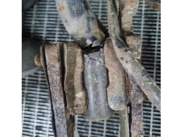 bontott MITSUBISHI OUTLANDER Vonóhorog