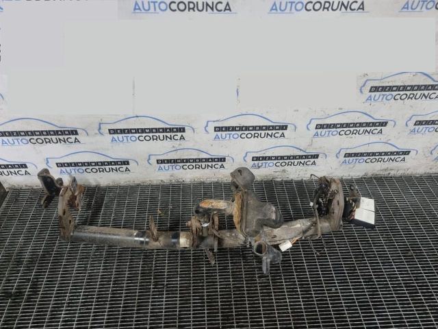 bontott MITSUBISHI OUTLANDER Vonóhorog