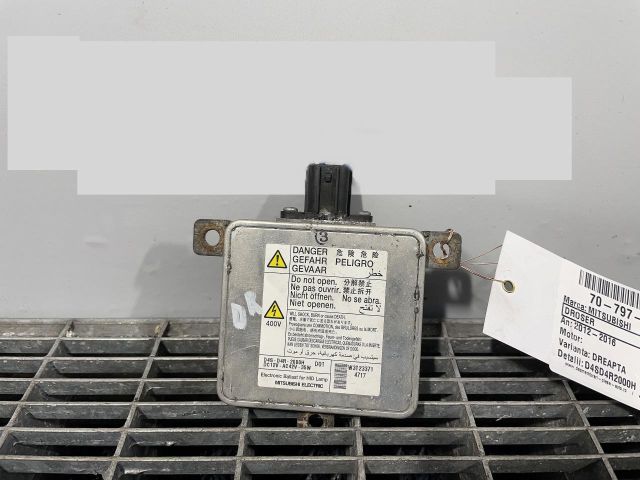 bontott MITSUBISHI OUTLANDER Xenon Trafó